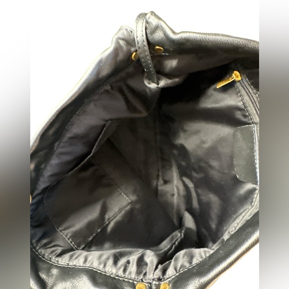 Quilted Tote Bag with small, detachable clutch - Picture 2 of 9